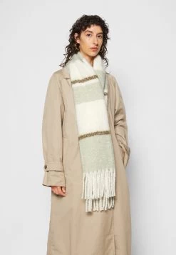 Even&Odd Sjaal - Green/White 9 Even&Odd Sjaal - Green/White -Even&Odd 05498f1e32b44f71b5ceb16e5744a907