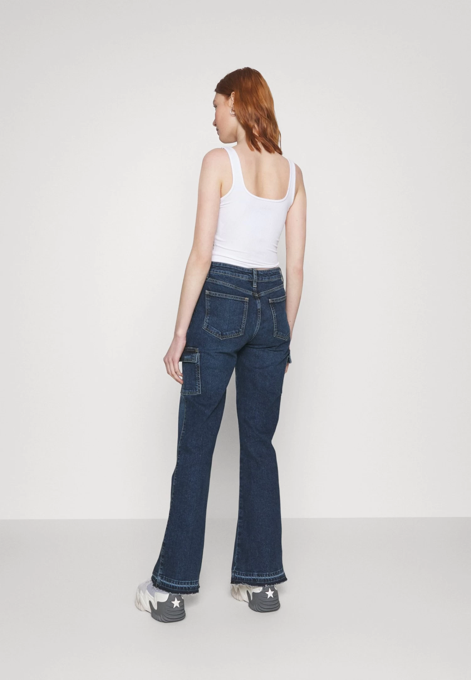 Even&Odd Cargo Kick Flare / 901 - Light Blue Denim - Cargobroek - 901 - Light Blue Denim 3 Even&Odd Cargo Kick Flare / 901 - Light Blue Denim - Cargobroek - 901 - Light Blue Denim - Afbeelding 3