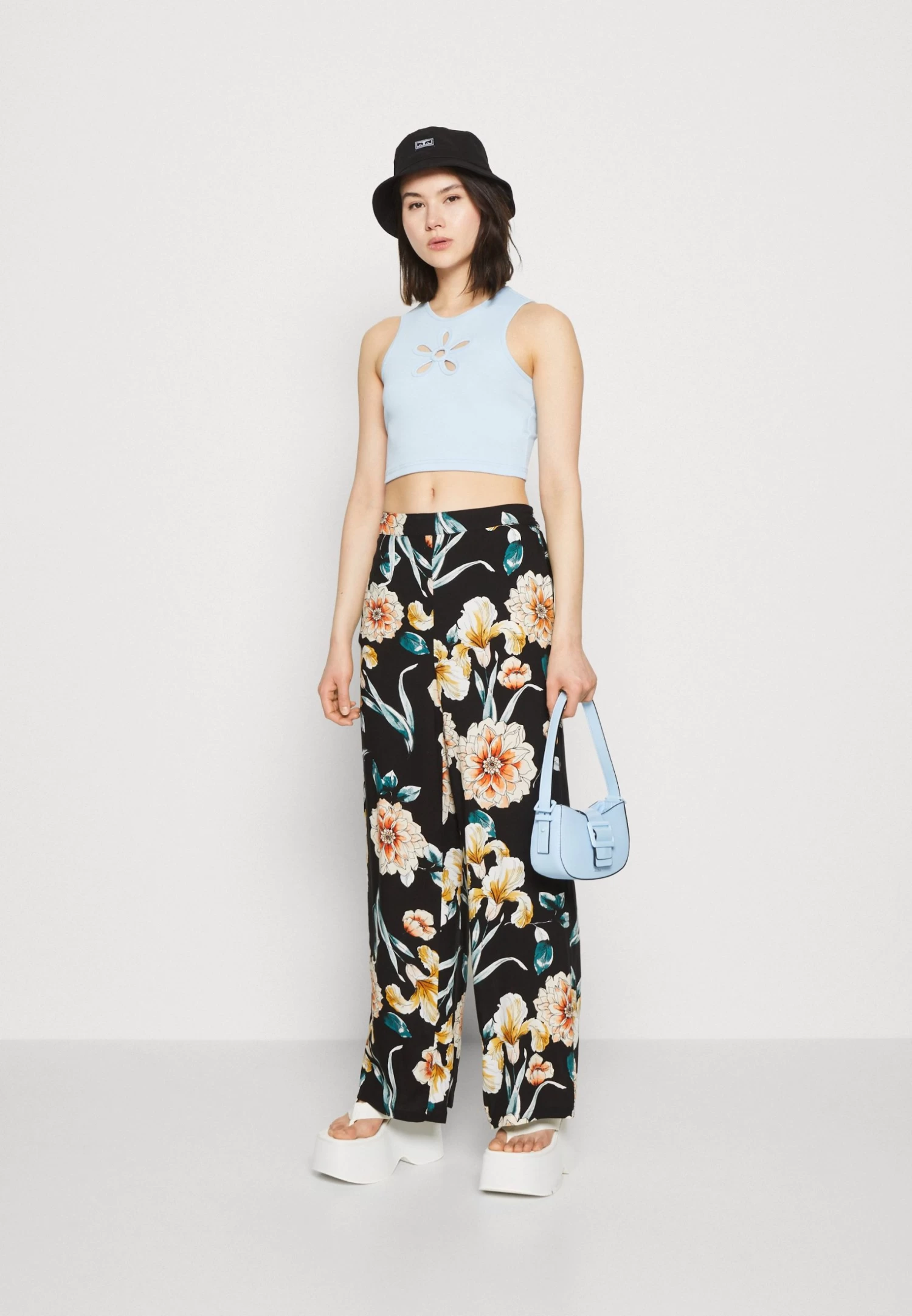 Even&Odd Top - Light Blue 2 Even&Odd Top - Light Blue - Afbeelding 2