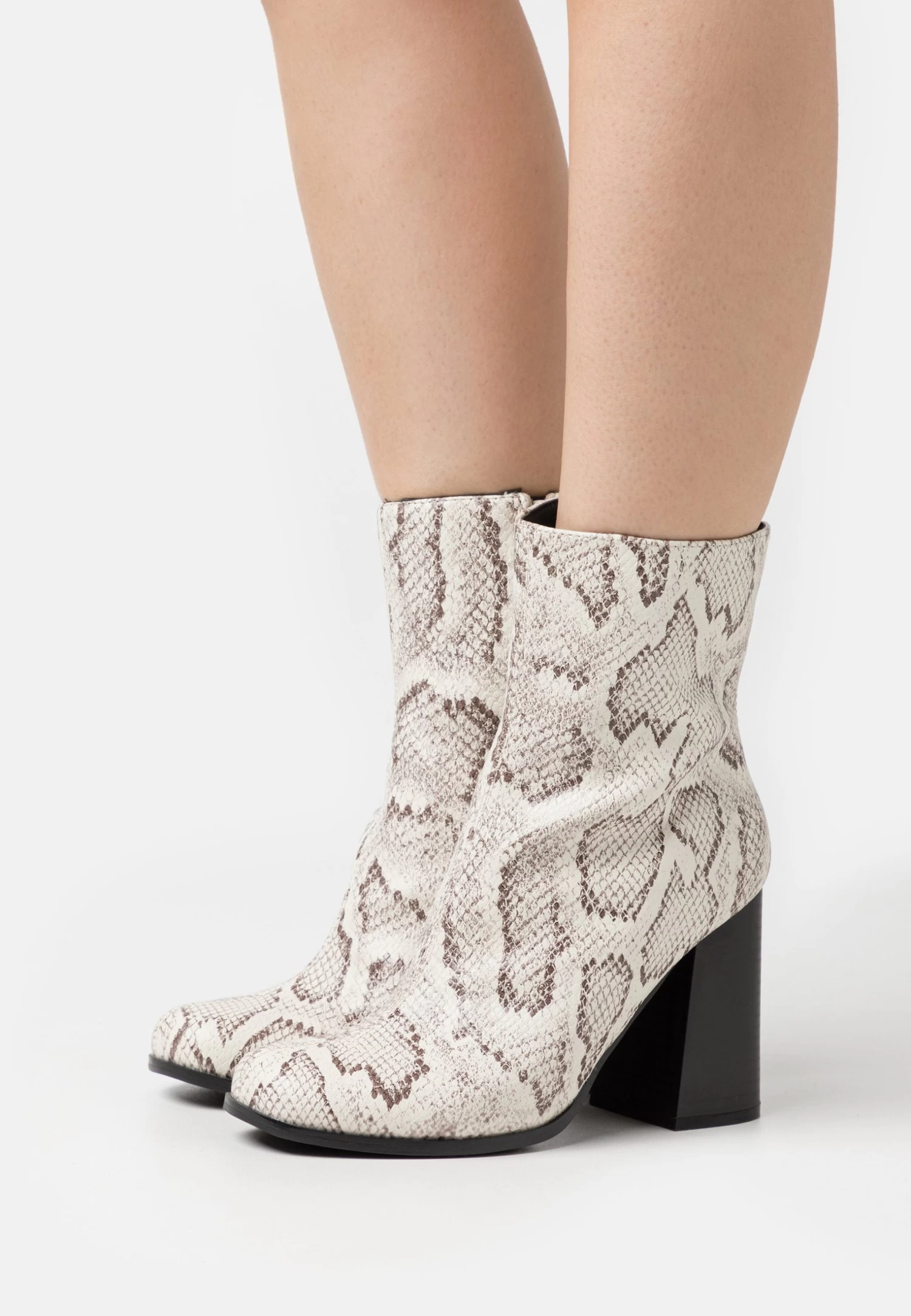 Korte Laarzen - Multi-Coloured 1 Korte Laarzen - Multi-Coloured