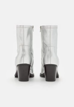 Even&Odd Korte Laarzen - Silver -Even&Odd bde60ce2a1714a168b55622481d07a82