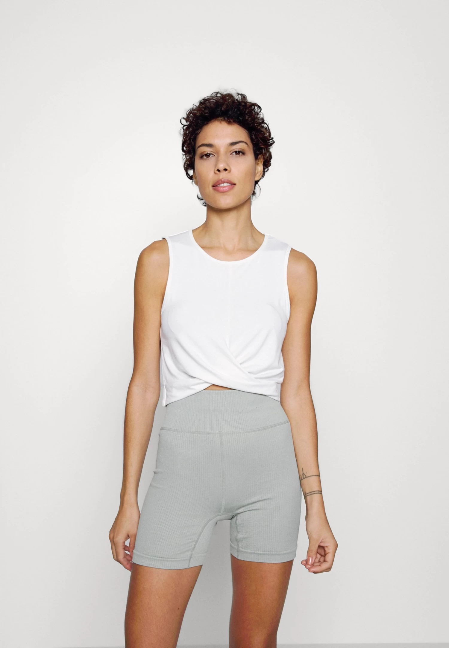 Top - Off-White 1 Top - Off-White