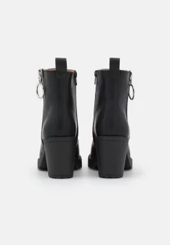 Korte Laarzen - Black -Even&Odd d5c1f45872274c8cab276bbb1bb74ce1